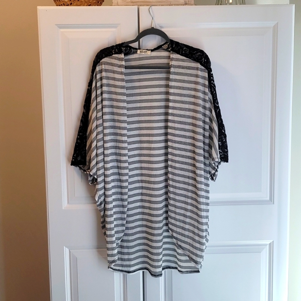 NWOT Blumin Dolman sleeve Cardigan Lace accent Striped size 1XL